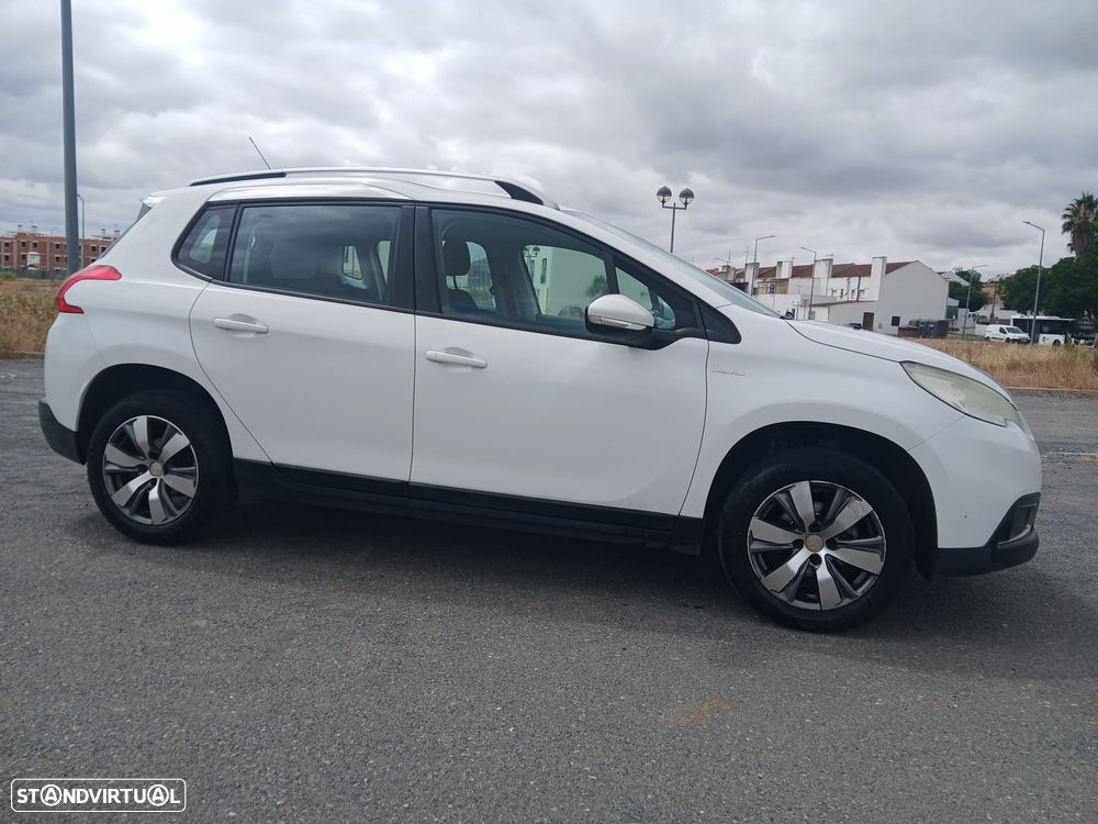 Peugeot 2008 PureTech 82 Style - 6