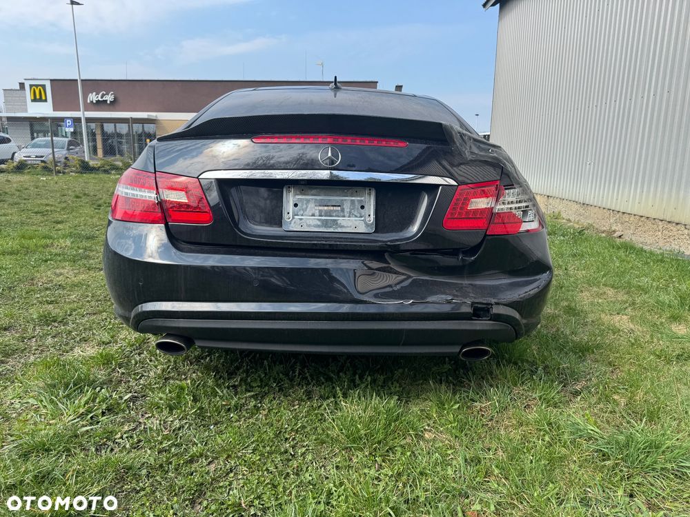 Mercedes-Benz Klasa E - 11
