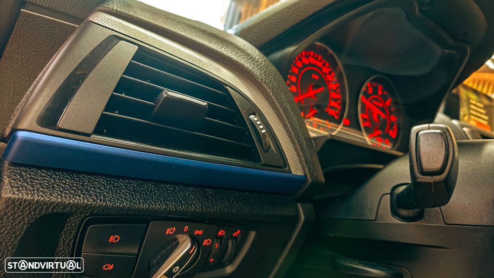 BMW 220 d Coupe Pack M - 13
