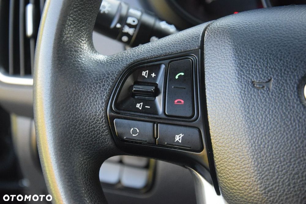 Kia Rio 1.2 Attract - 30