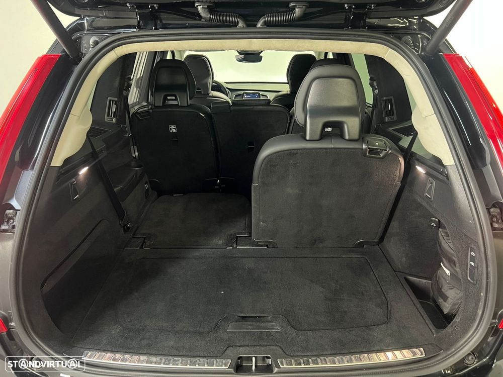 Volvo XC 90 2.0 T8 PHEV Ultimate Dark AWD - 29