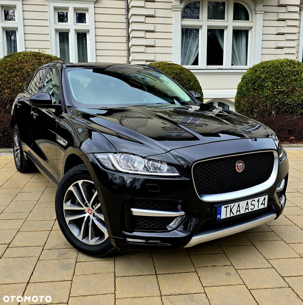 Jaguar F-Pace 2.0 i4D AWD R-Sport - 12