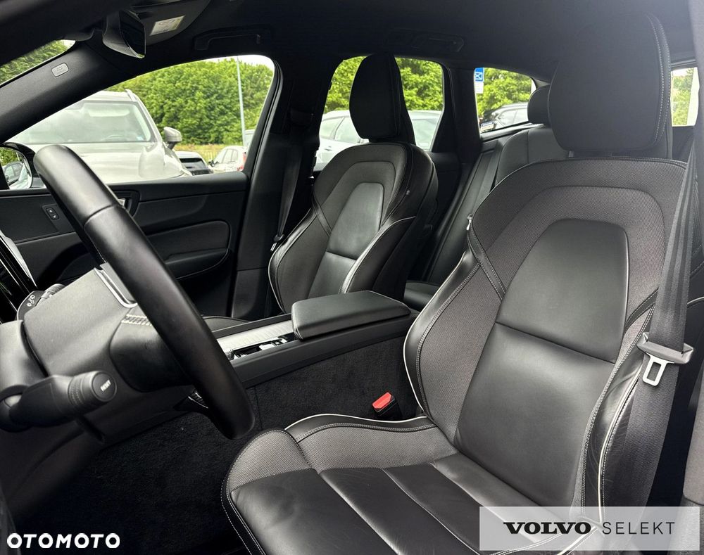 Volvo XC 60 - 33