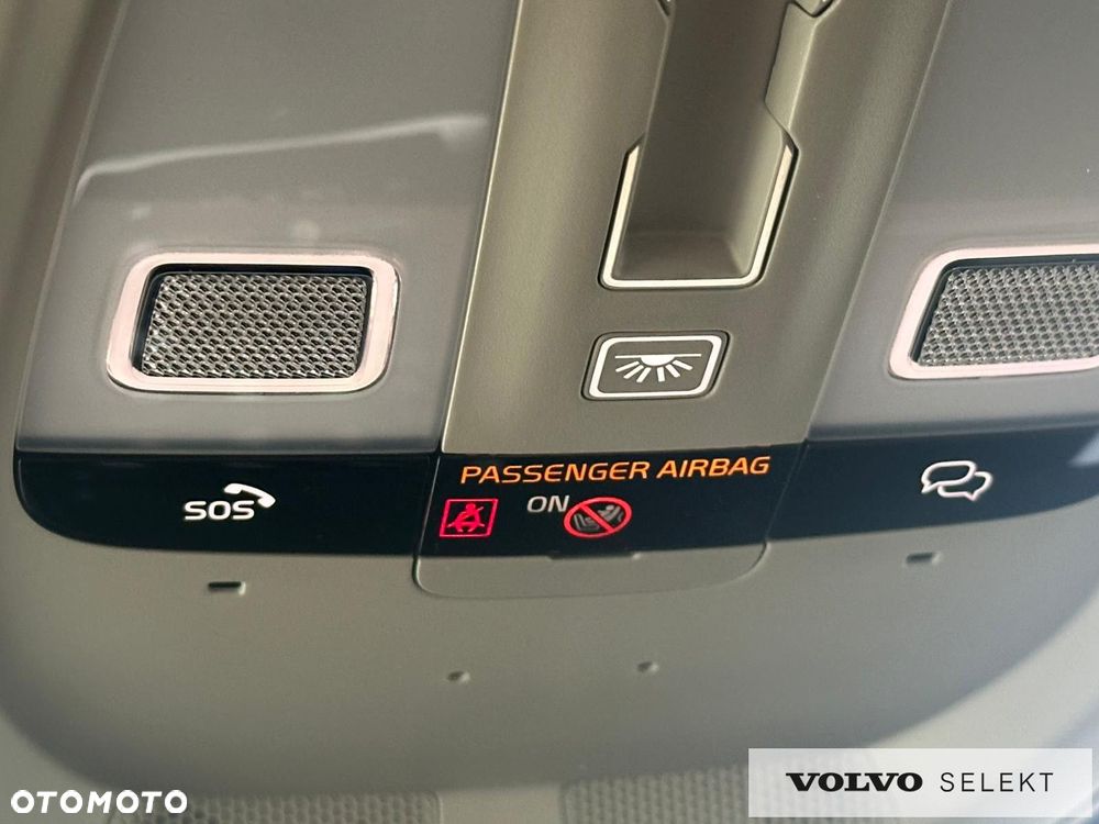 Volvo XC 90 - 33