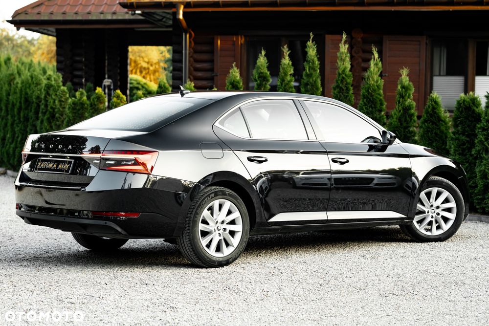 Skoda Superb 2.0 TDI DSG Style - 17