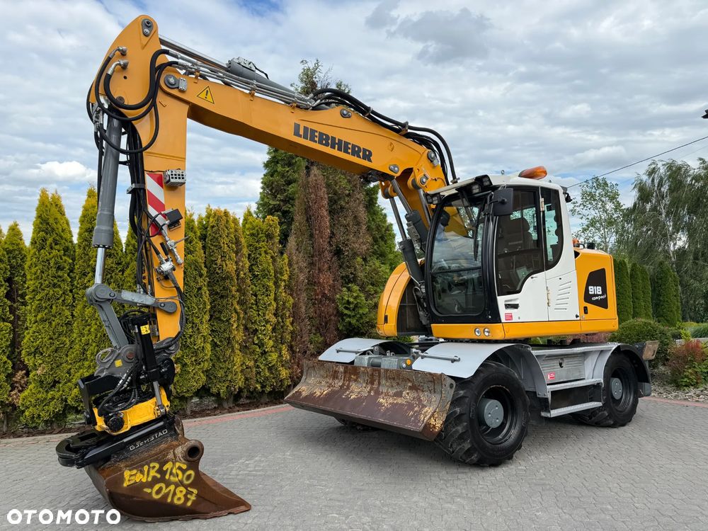 Liebherr 918 Compact  Rototilt + Szczypce - 3