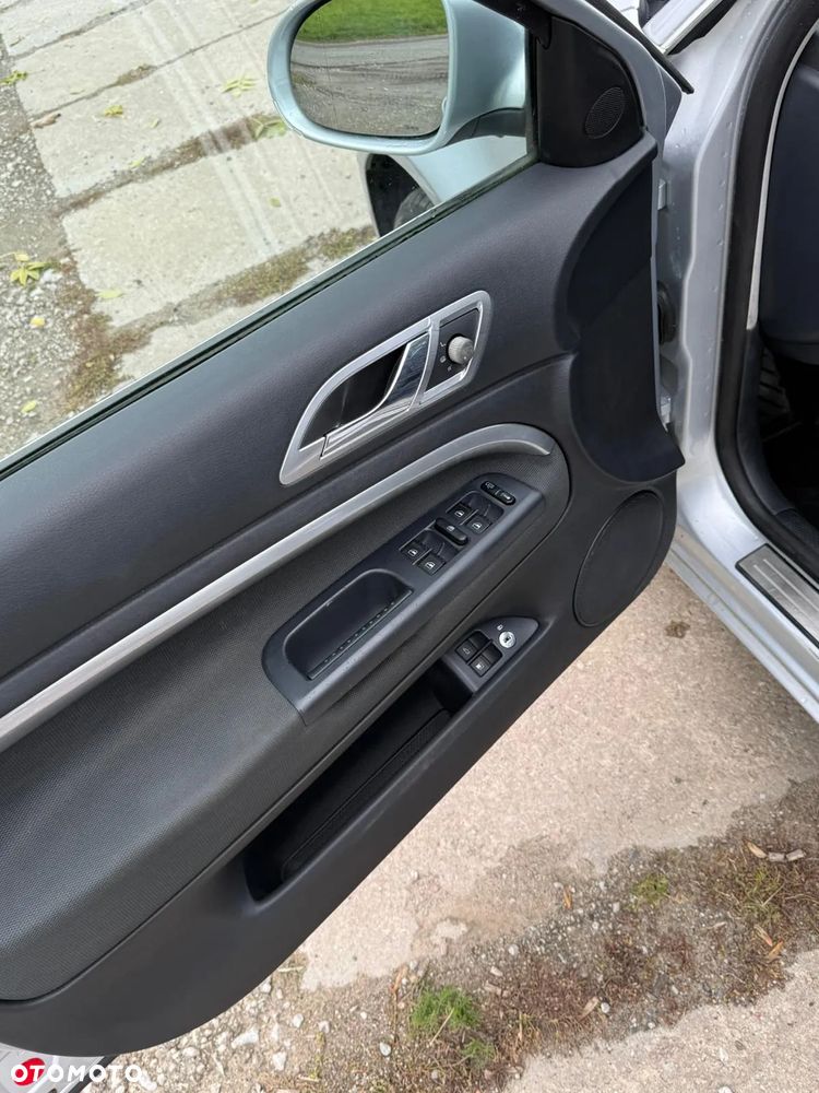 Skoda Superb 1,9 TDI Elegance - 11