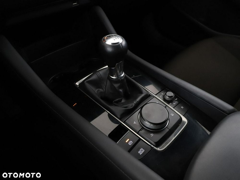 Mazda 3 e-SKYACTIV-G 2.0 M HYBRID SELECTION - 32