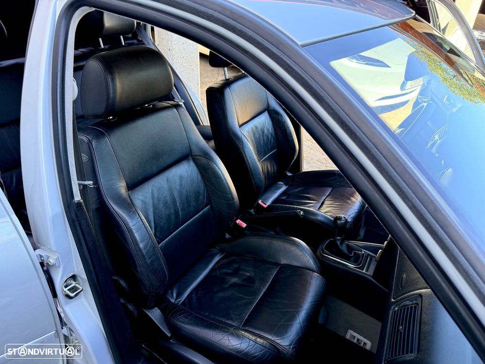 VW Golf 1.9 TDi Highline - 53