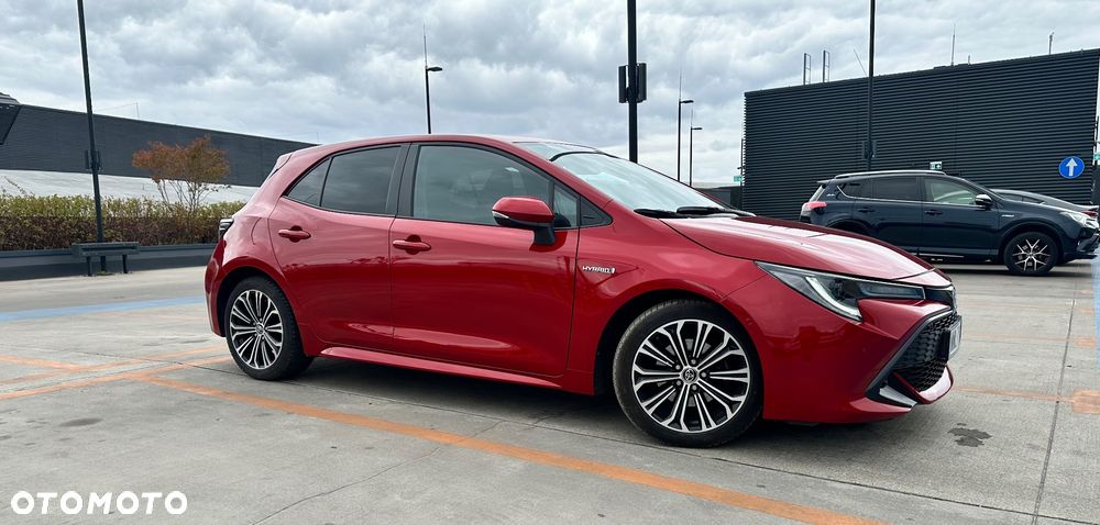 Toyota Corolla 2.0 Hybrid Executive - 9