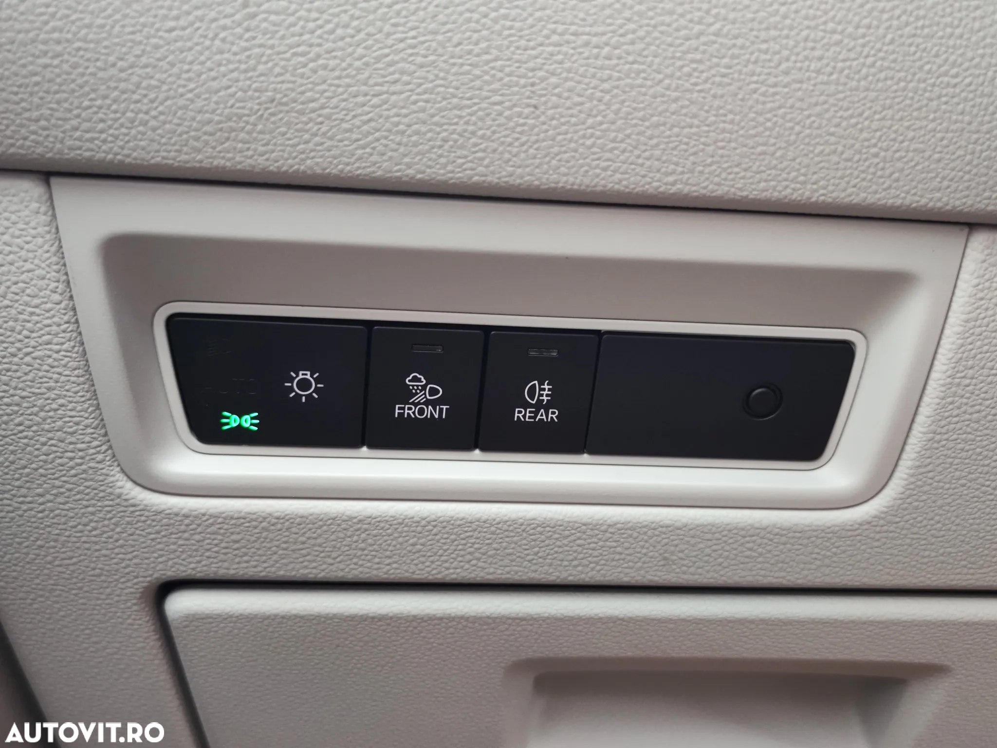 Volkswagen Touareg V6 TDI Elegance - 26
