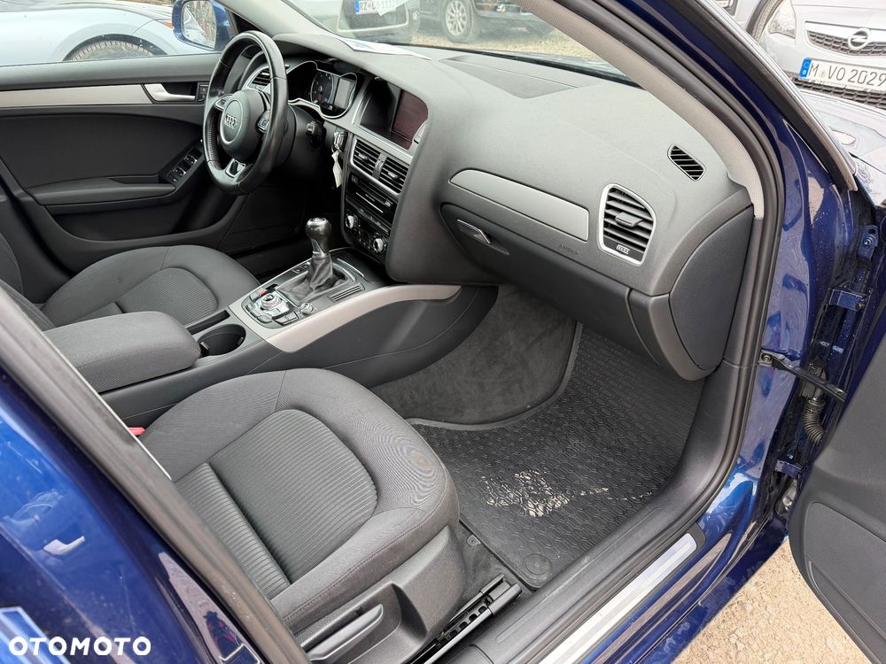 Audi A4 Limousine - 24