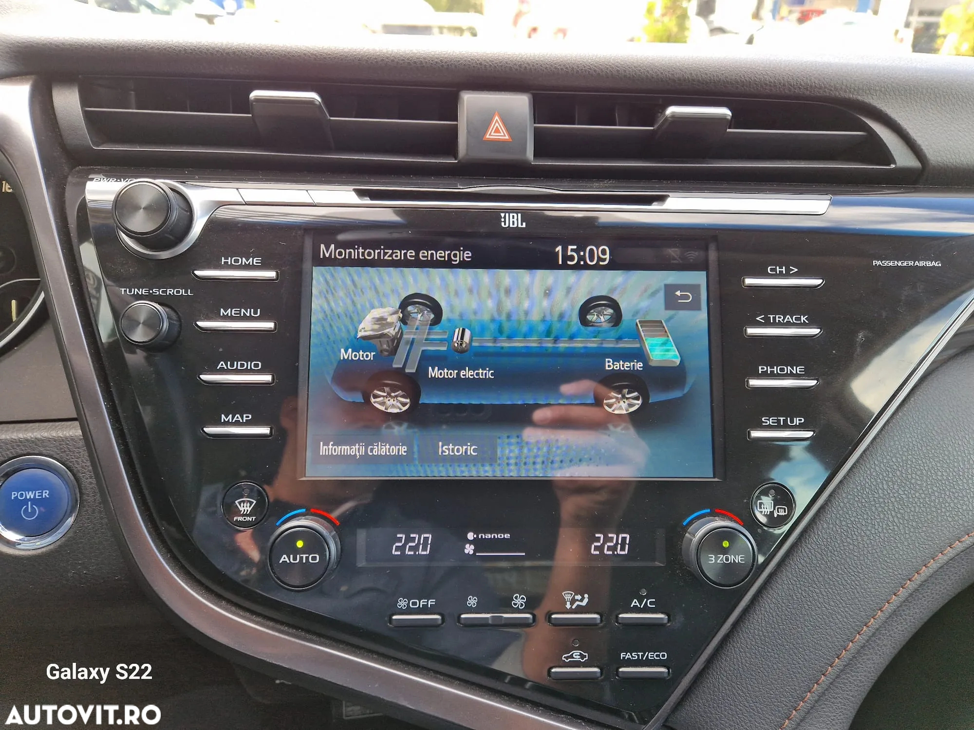 Toyota Camry 2.5 Hybrid Exclusive - 17