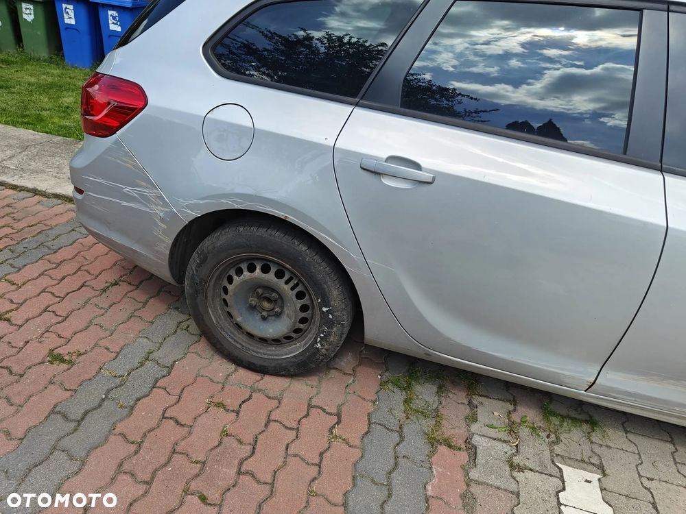 Opel Astra 1.4 Turbo - 5