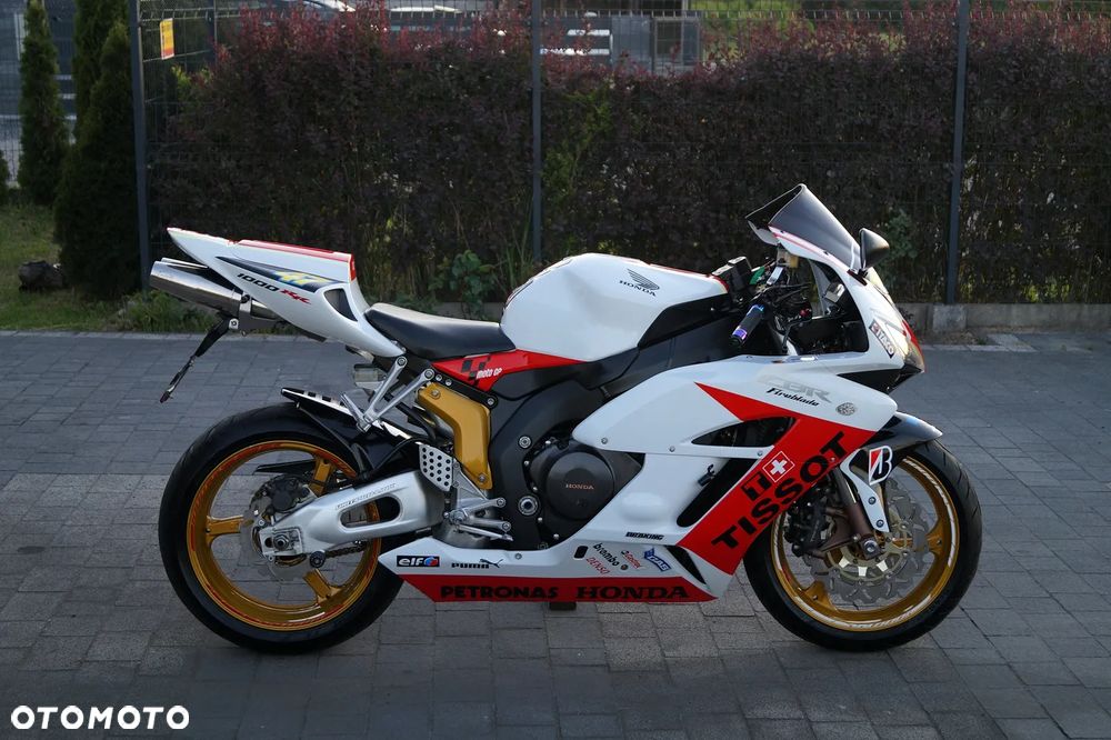 Honda CBR - 6