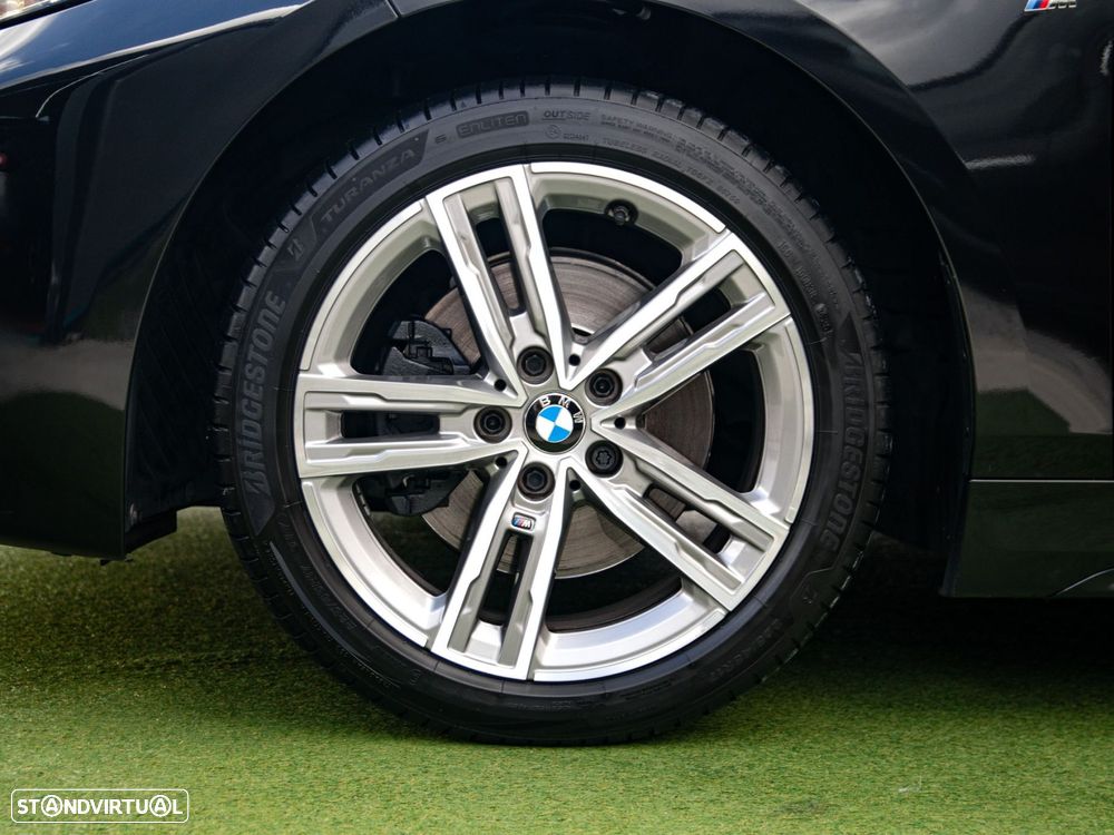 BMW 116 d Pack Desportivo M - 13