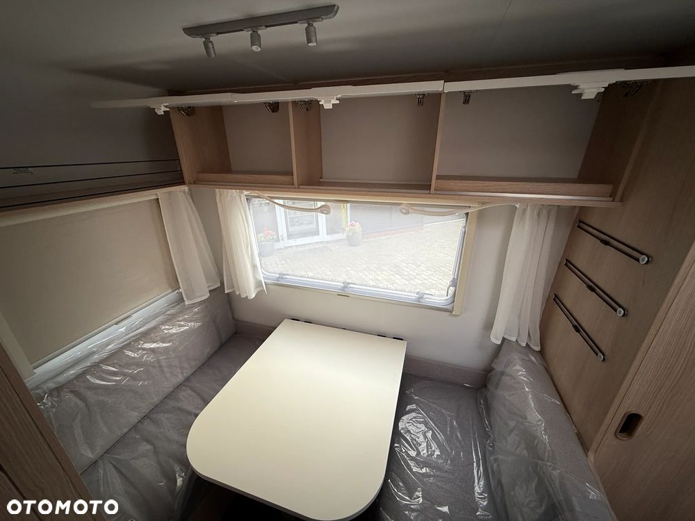 Adria Aviva 400PS 4OS FV23% WCC - 11