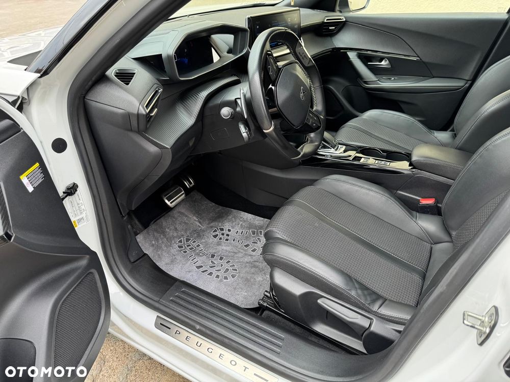 Peugeot 2008 1.5 BlueHDi GT Line S&S EAT8 - 10