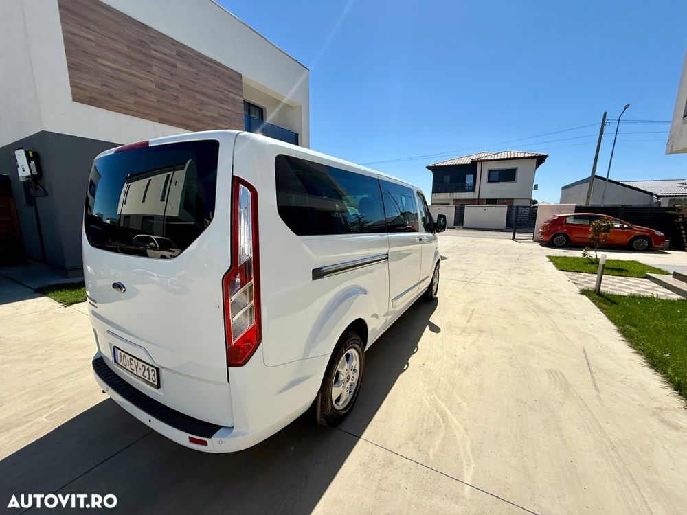 Ford Tourneo Custom - 3