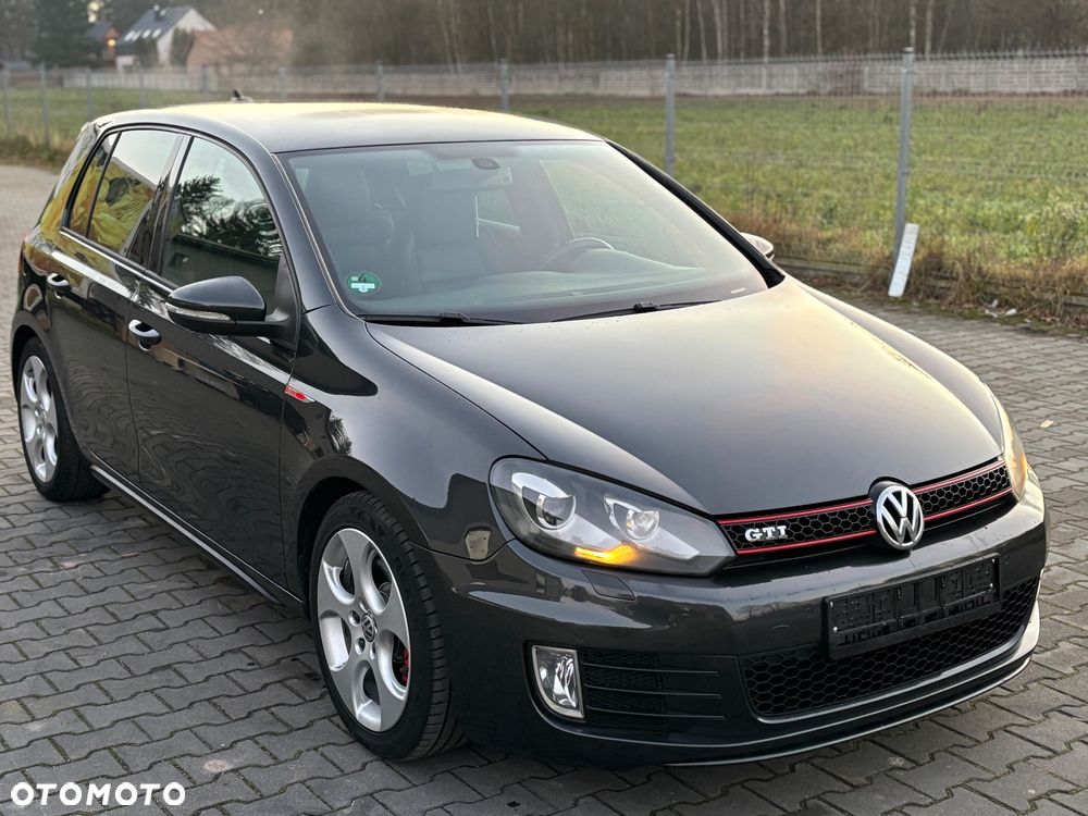 Volkswagen Golf 2.0 GTI - 23