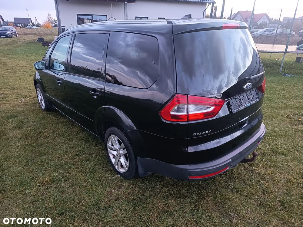 Ford Galaxy 2013 photo 5