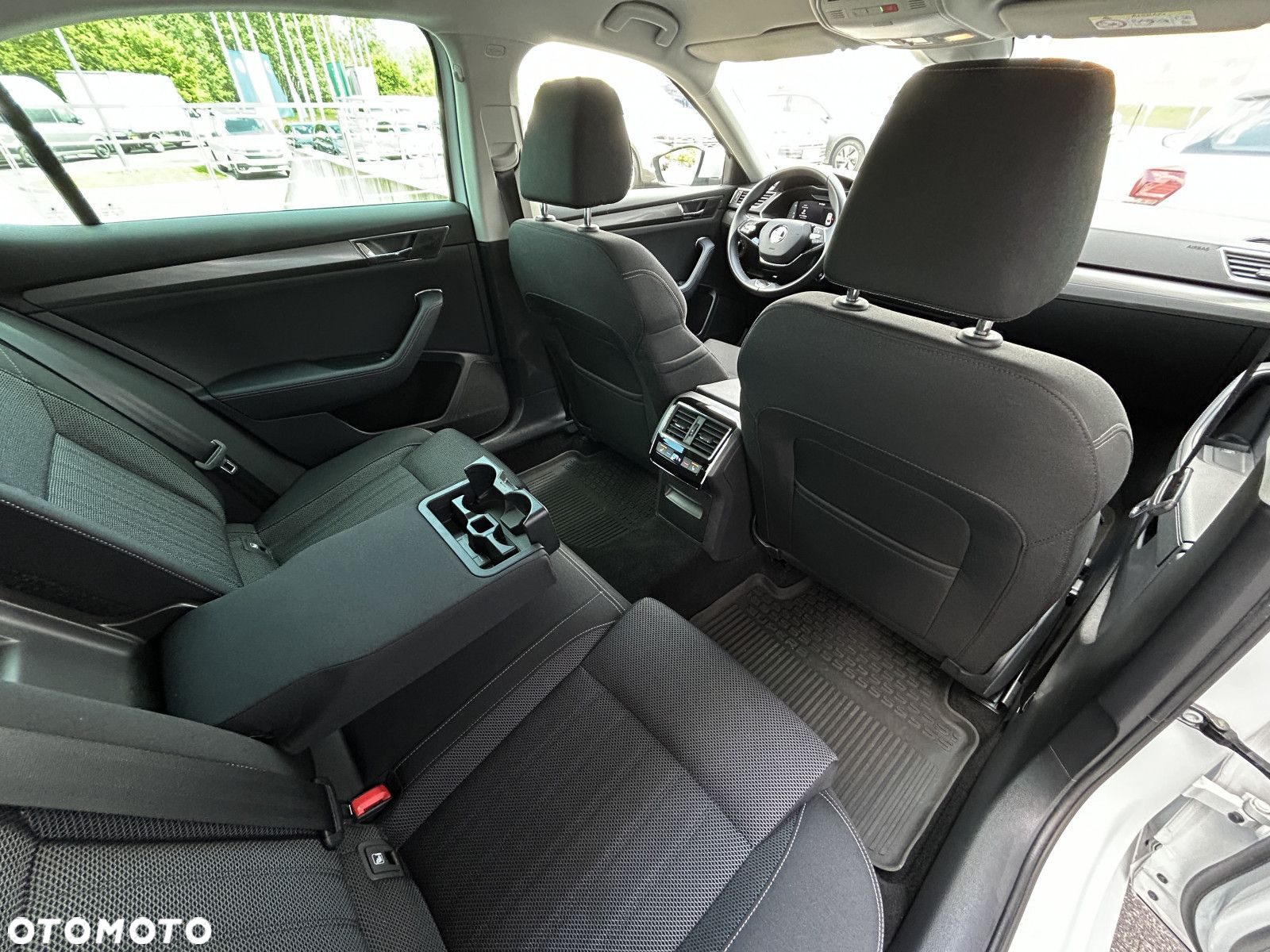 Skoda Superb 2.0 TSI Style DSG - 9