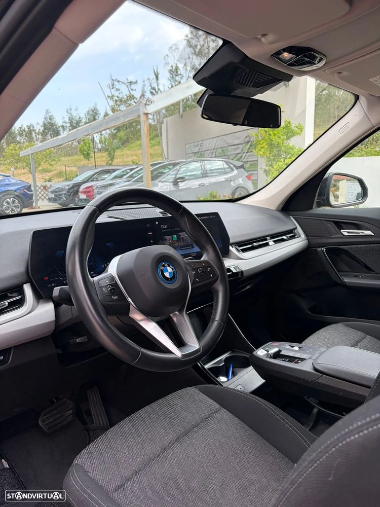 BMW iX1 xDrive30 - 5