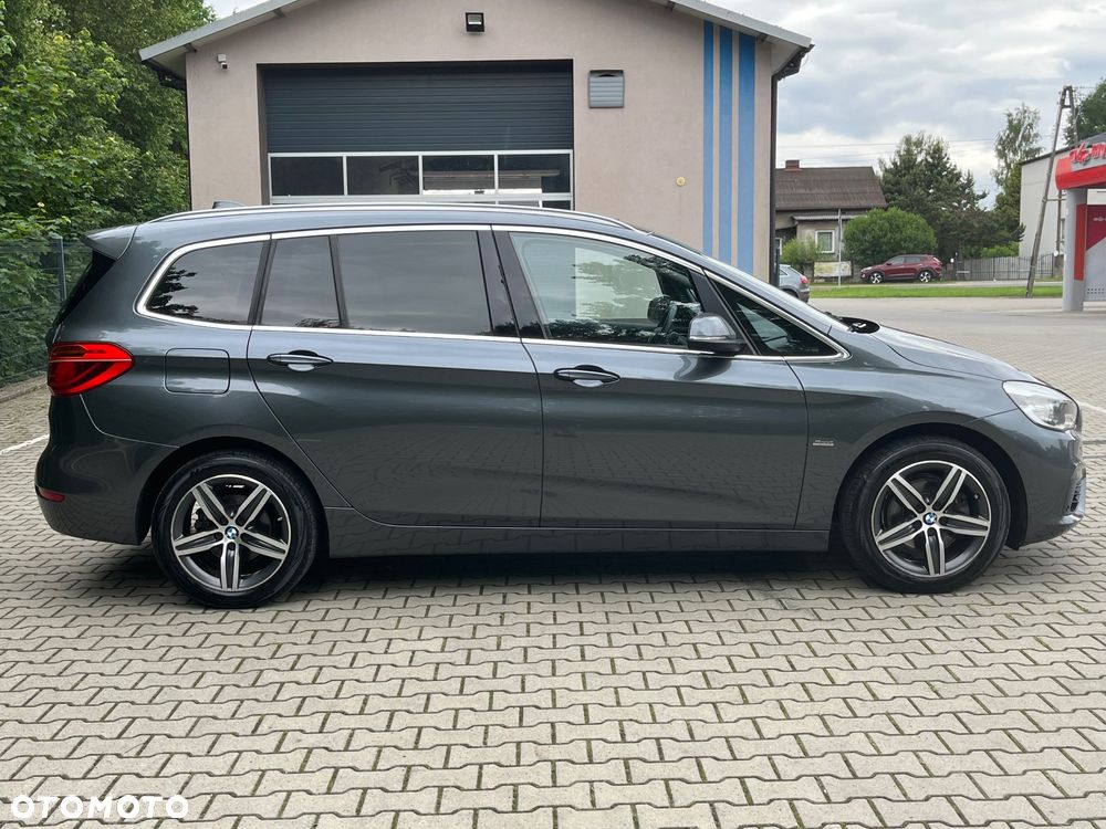 BMW Seria 2 218d Sport-Aut Sport Line - 27