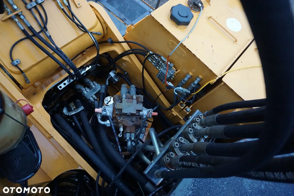 Liebherr A 924C - 15