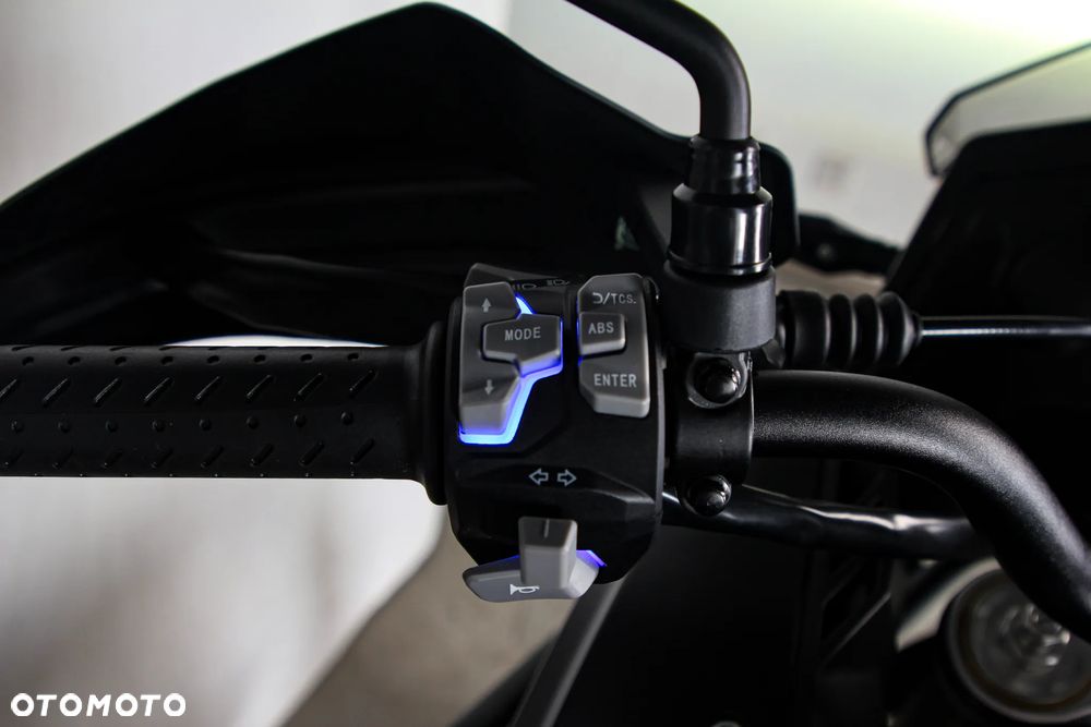 VOGE 625DSX - 6