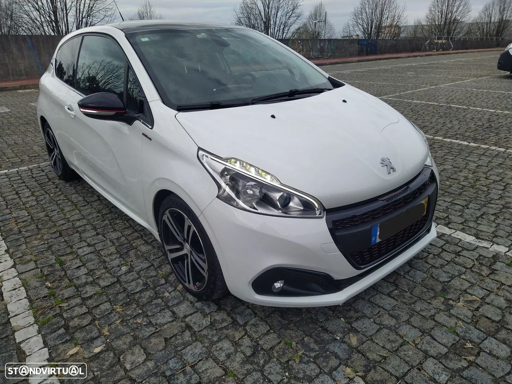 Peugeot 208 1.6 BlueHDi GT Line - 9