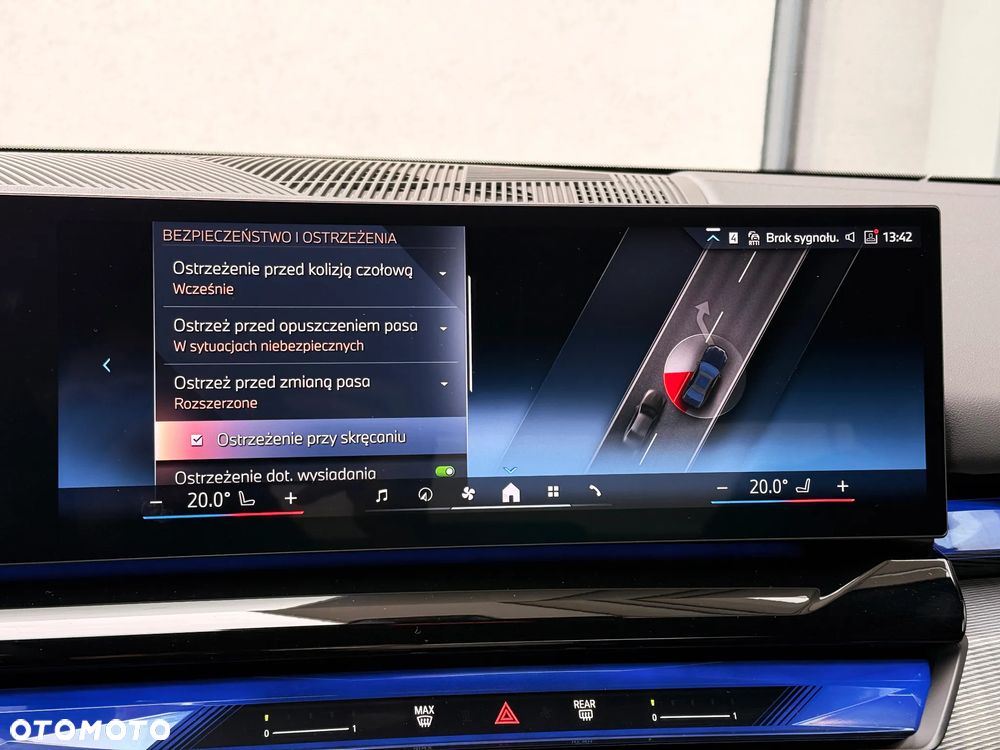 BMW Seria 5 520d xDrive - 38