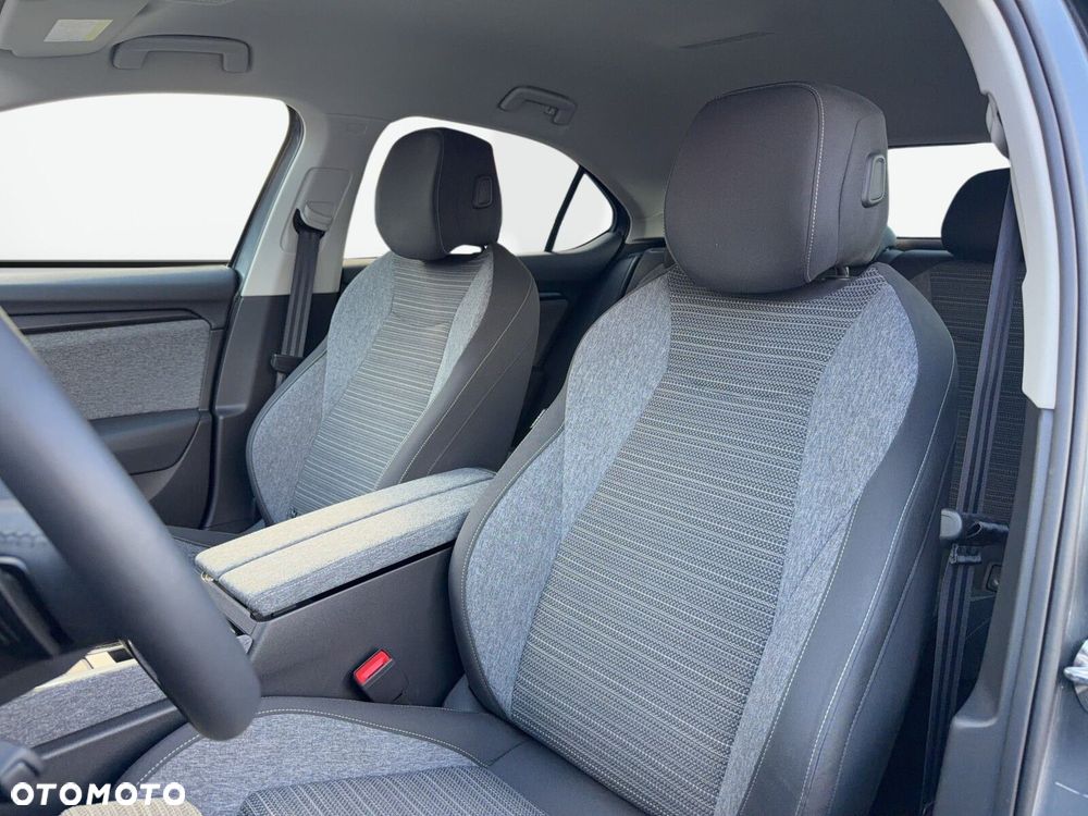Skoda Superb 1.5 TSI mHEV Selection DSG - 13