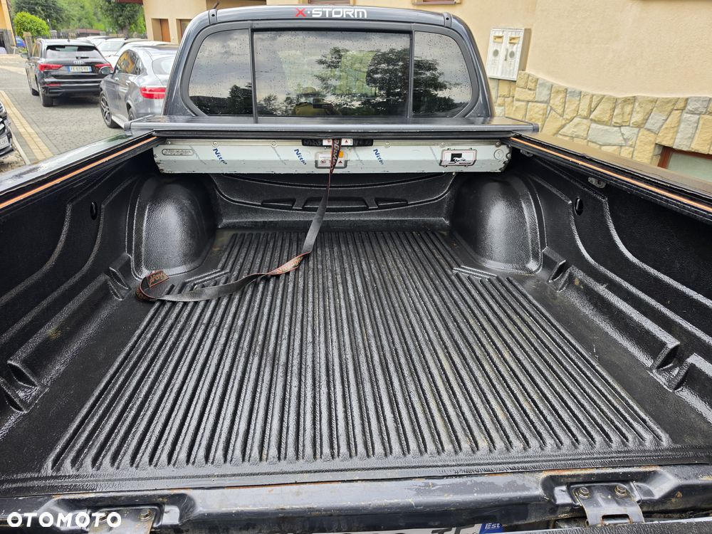 Mitsubishi L200 - 22