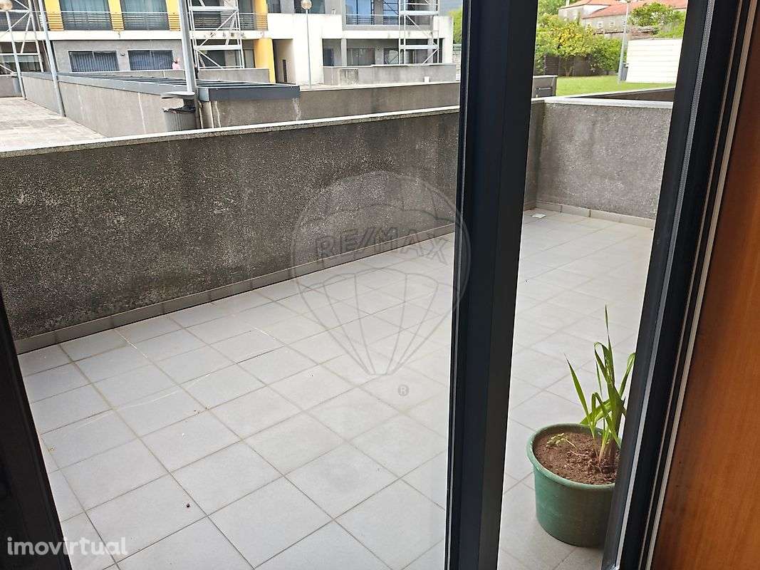 Apartamento T2 para arrendamento - Grande imagem: 4/17