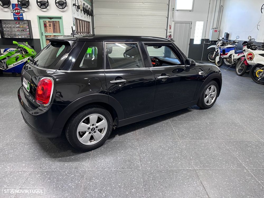 MINI 5 Portas One D - 10