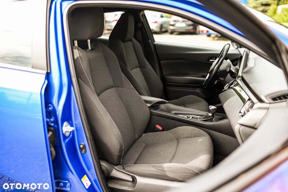 Toyota C-HR Business-Edition - 32