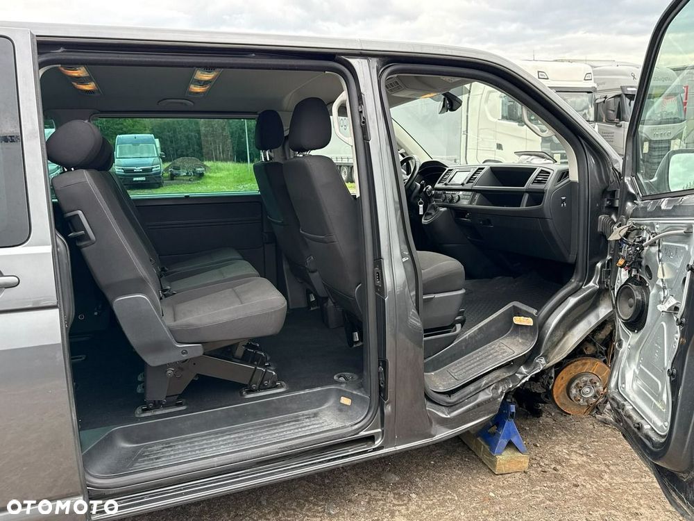 Volkswagen Caravelle 2.0 TDI L2 Highline DSG - 24