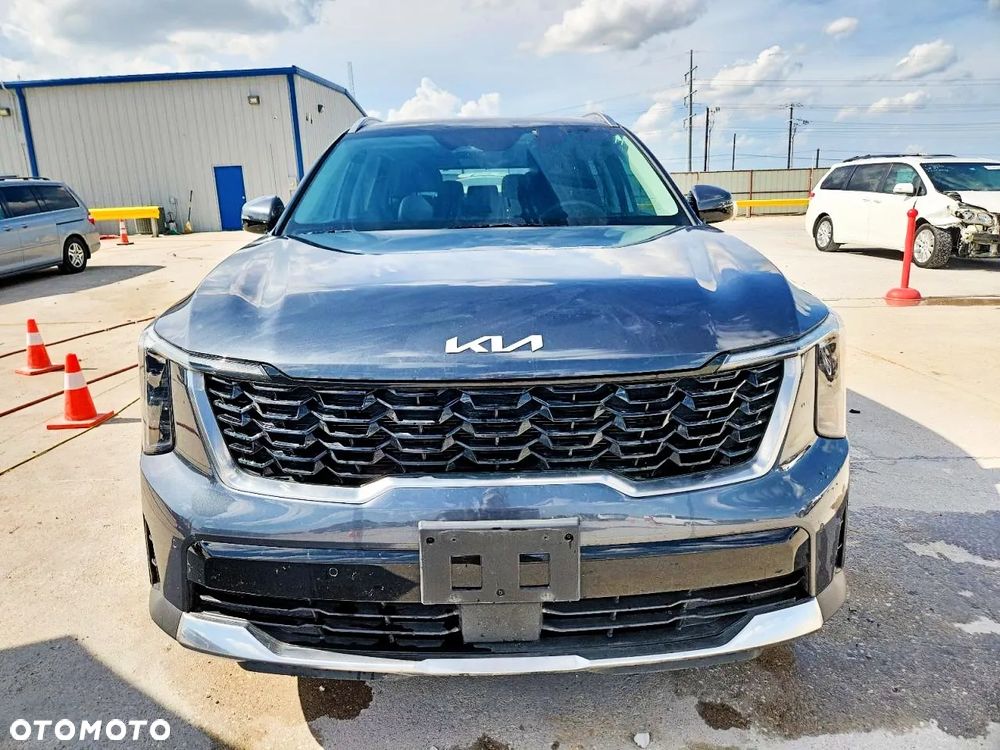 Kia Sorento - 5