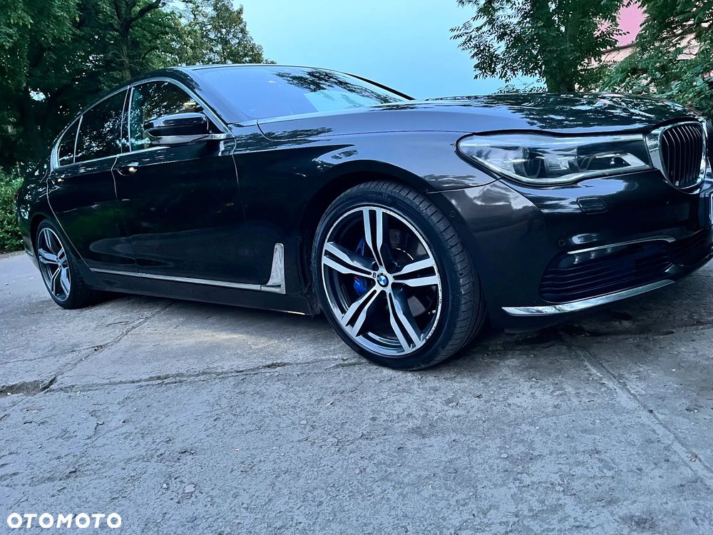 BMW Seria 7 730d xDrive - 4