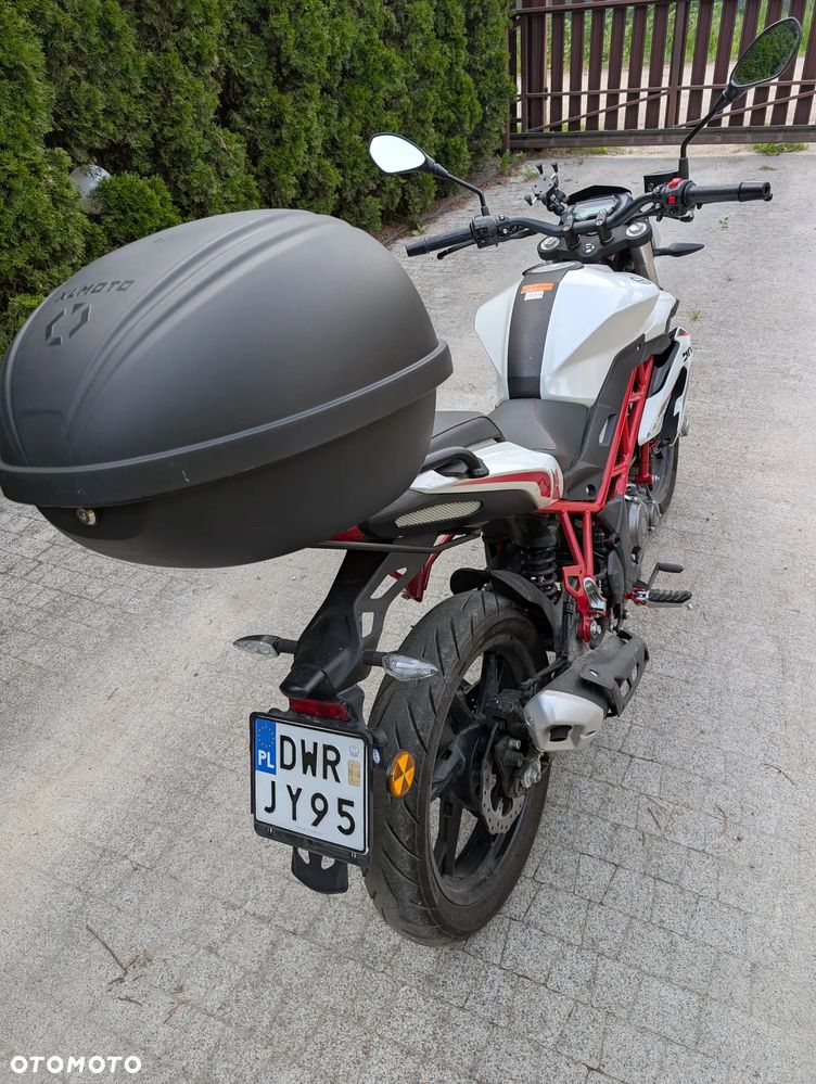 Benelli BN 125 - 4