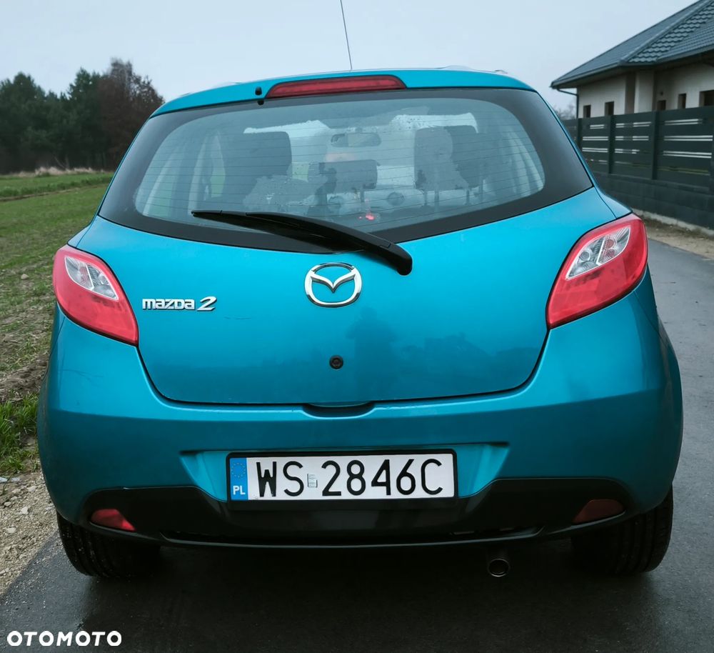 Mazda 2 - 3