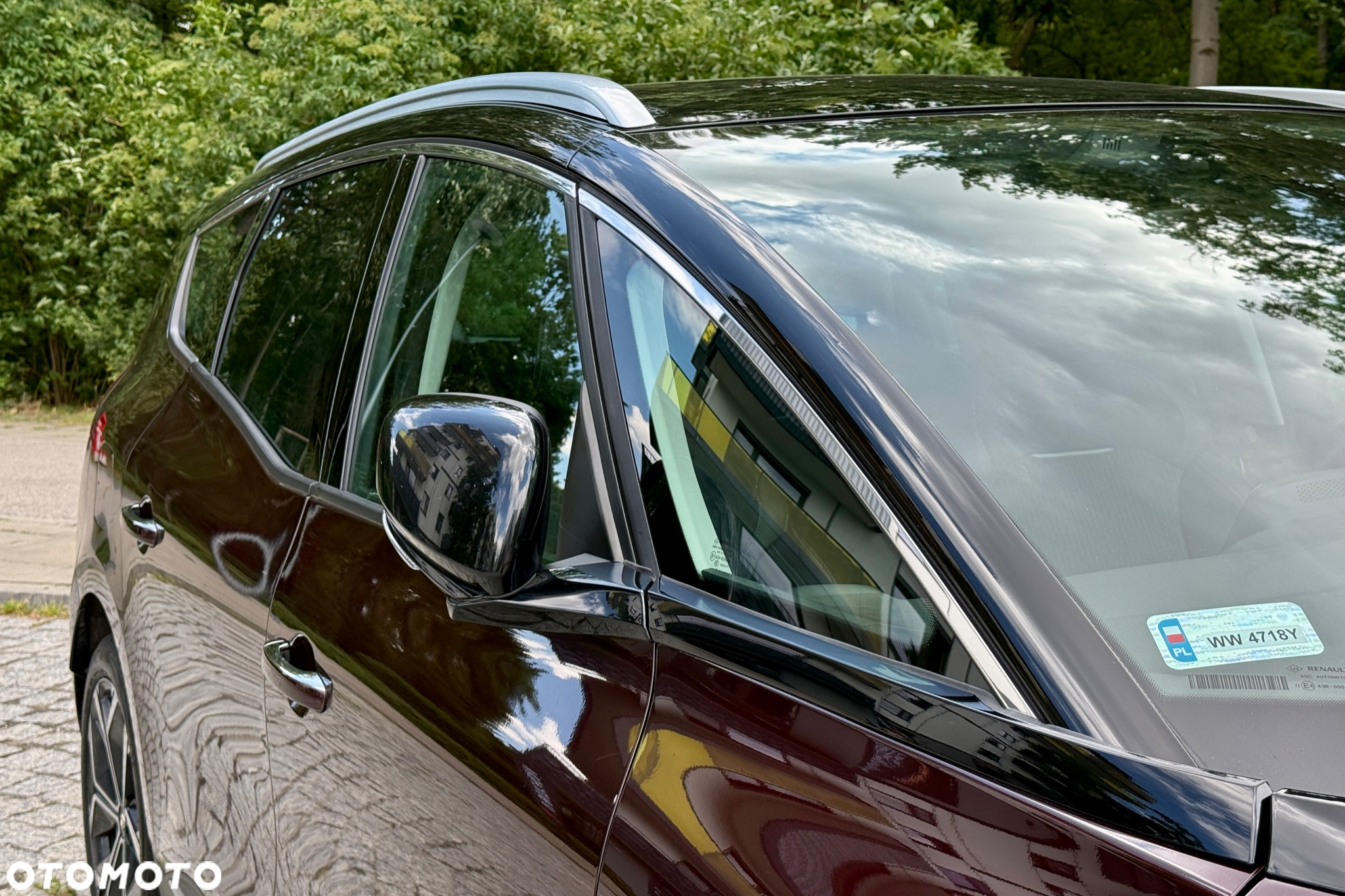 Renault Grand Scenic - 31