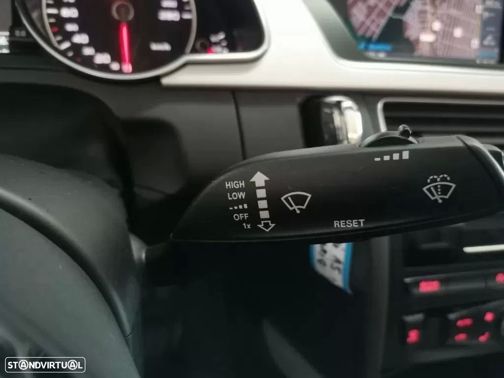 Audi A5 Cabrio 2.0 TDi S-line — fotografia 14
