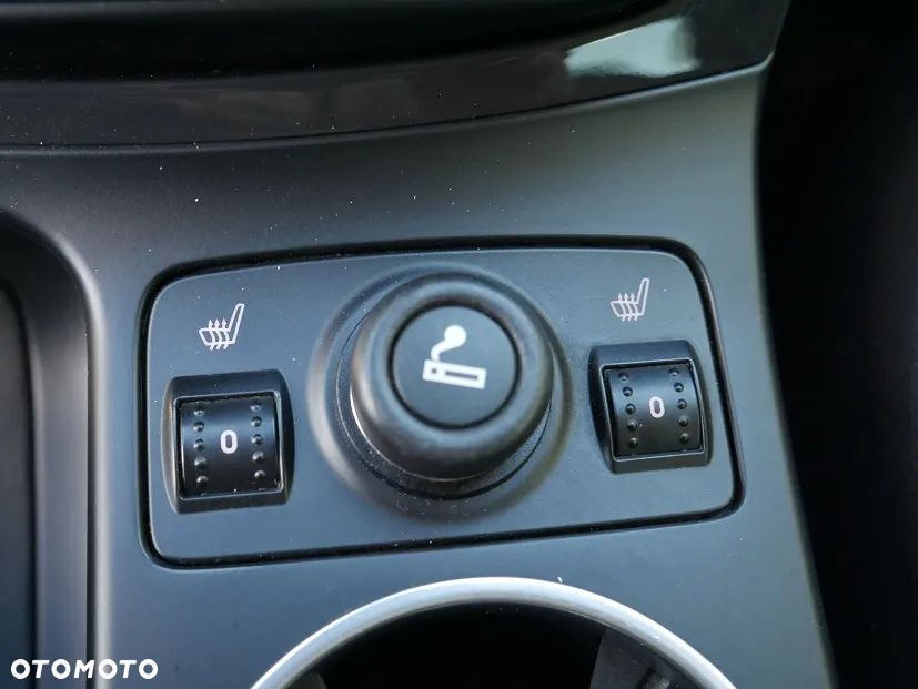 Ford Kuga 2.0 TDCi 4x4 Titanium - 20