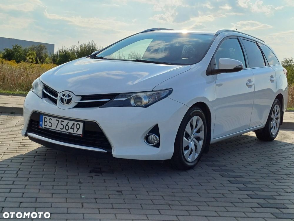 Toyota Auris 1.4 D-4D Comfort - 2