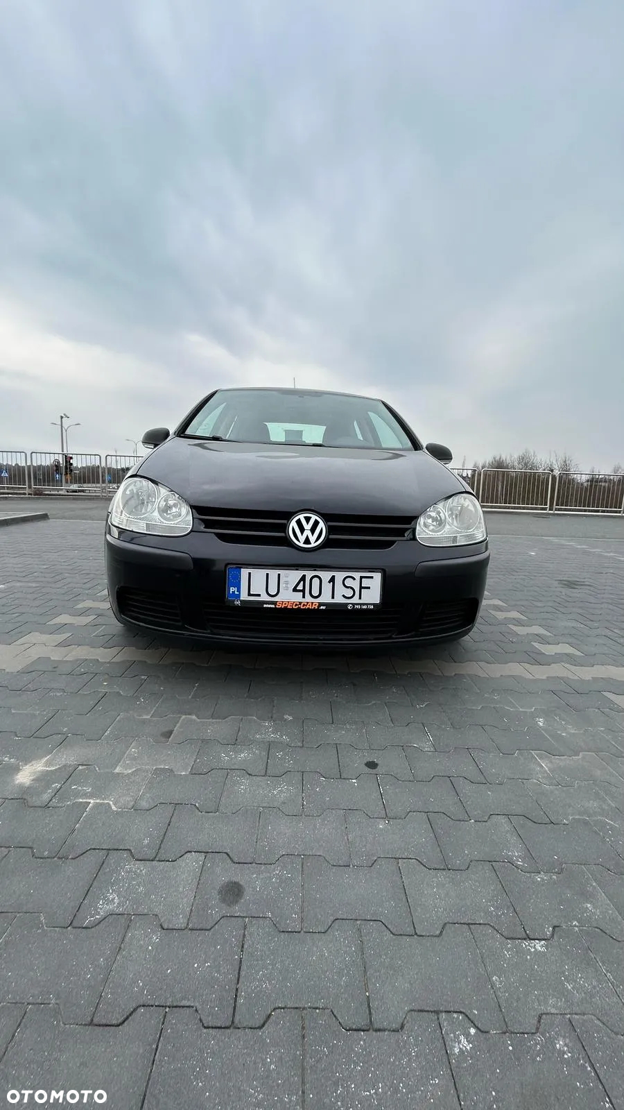 Volkswagen Golf V 1.9 TDI Trendline - 12