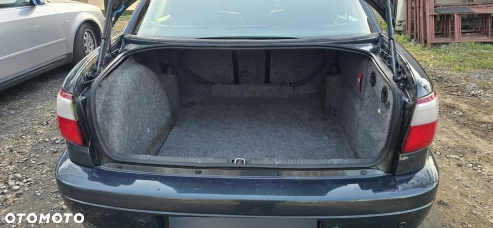 Opel Omega 2.6 Elegance - 6