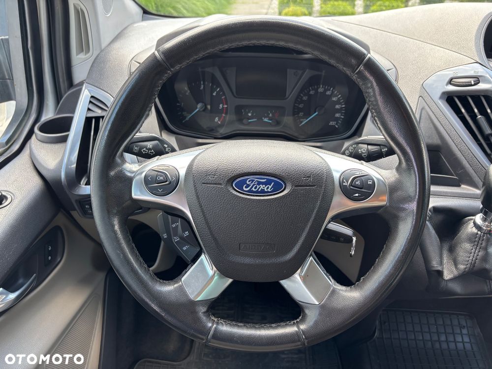 Ford Tourneo Custom 2.0 EcoBlue L2 Titanium - 21