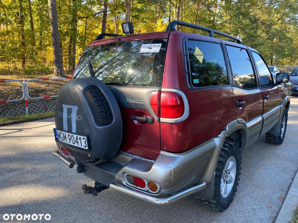 Nissan Terrano - 8